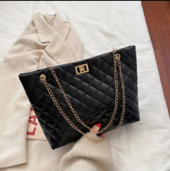 Quilted Chain Tote Bags,Large Capacity Women's Shoulder Bags.Black,Pink & Khaki - Picture 2 of 8